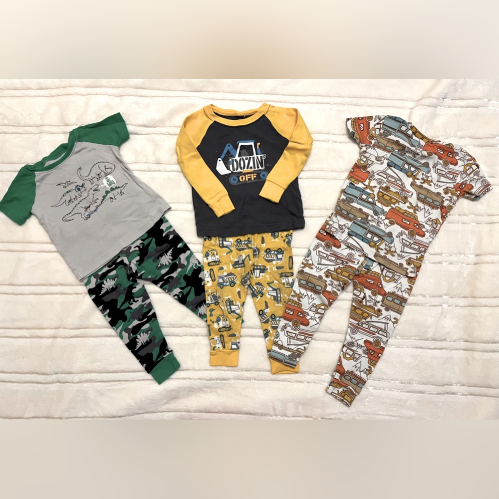 Various pajama sets size 18 months